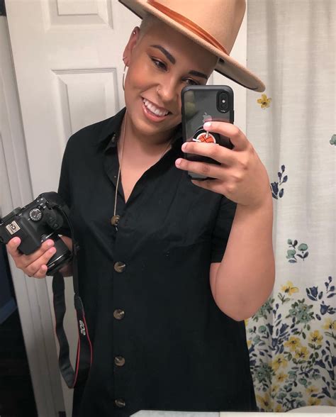 chanelray nude